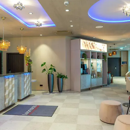 Leonardo Hotel Augsburg-3